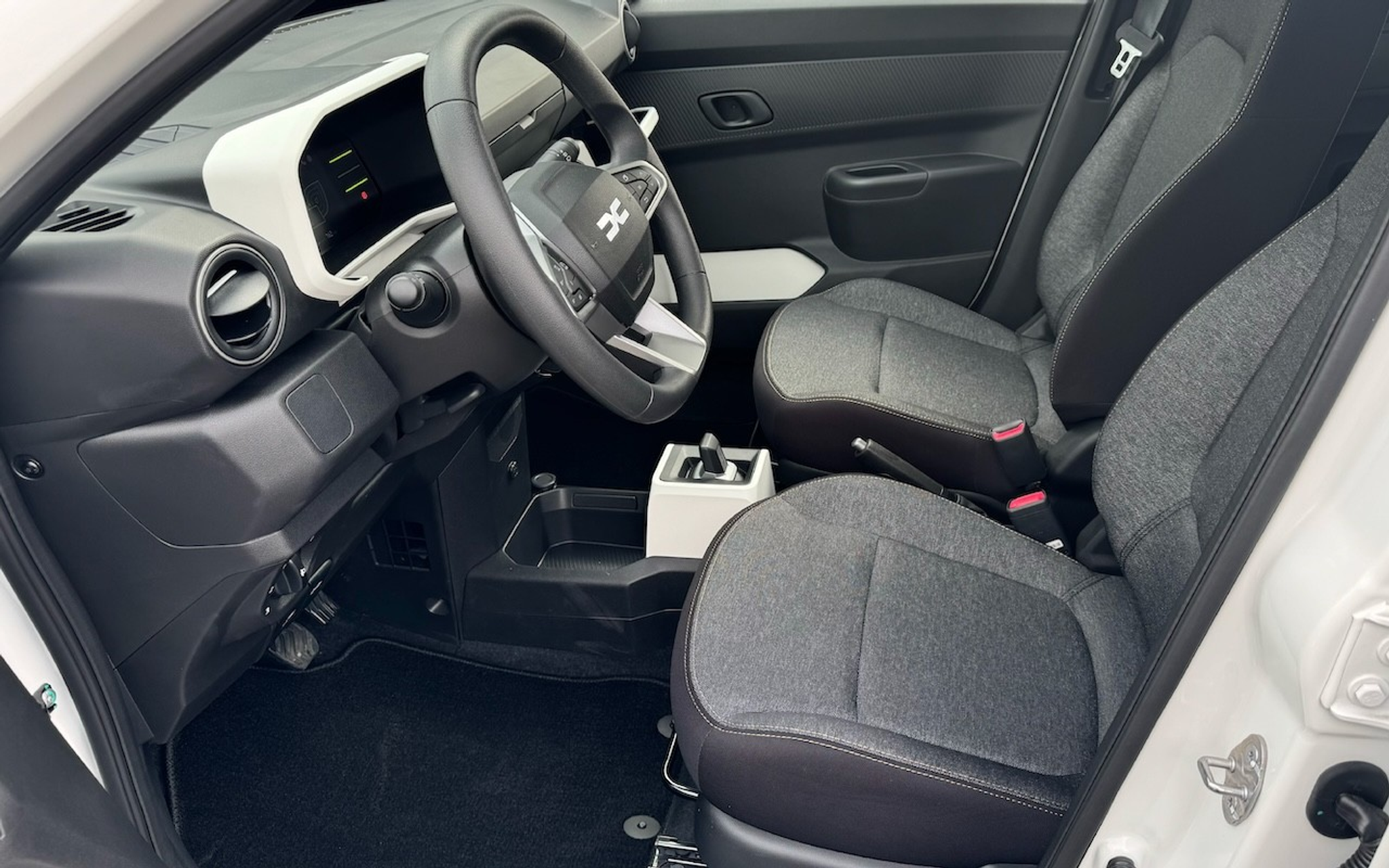 listing desktop thumbnail image 13