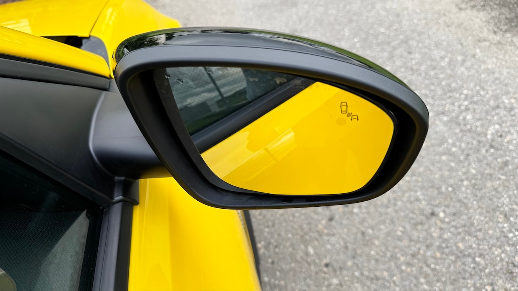 listing desktop thumbnail image 12