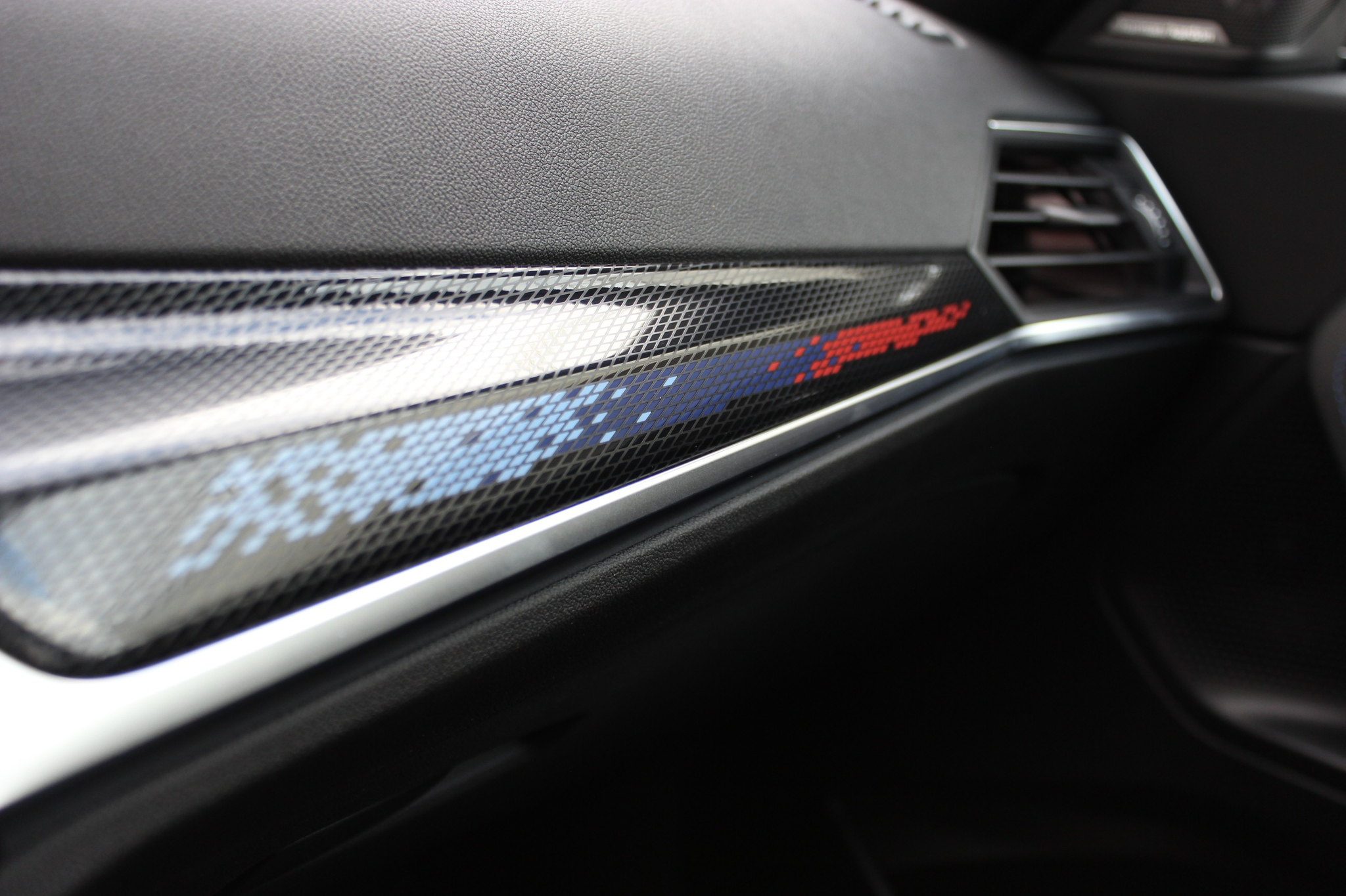 listing desktop thumbnail image 14