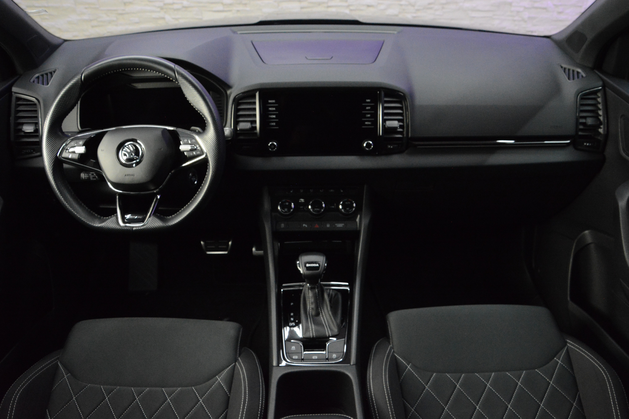 listing desktop thumbnail image 10