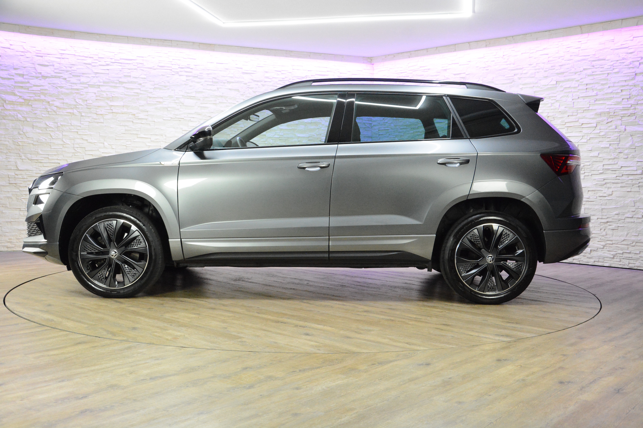 listing desktop thumbnail image 2