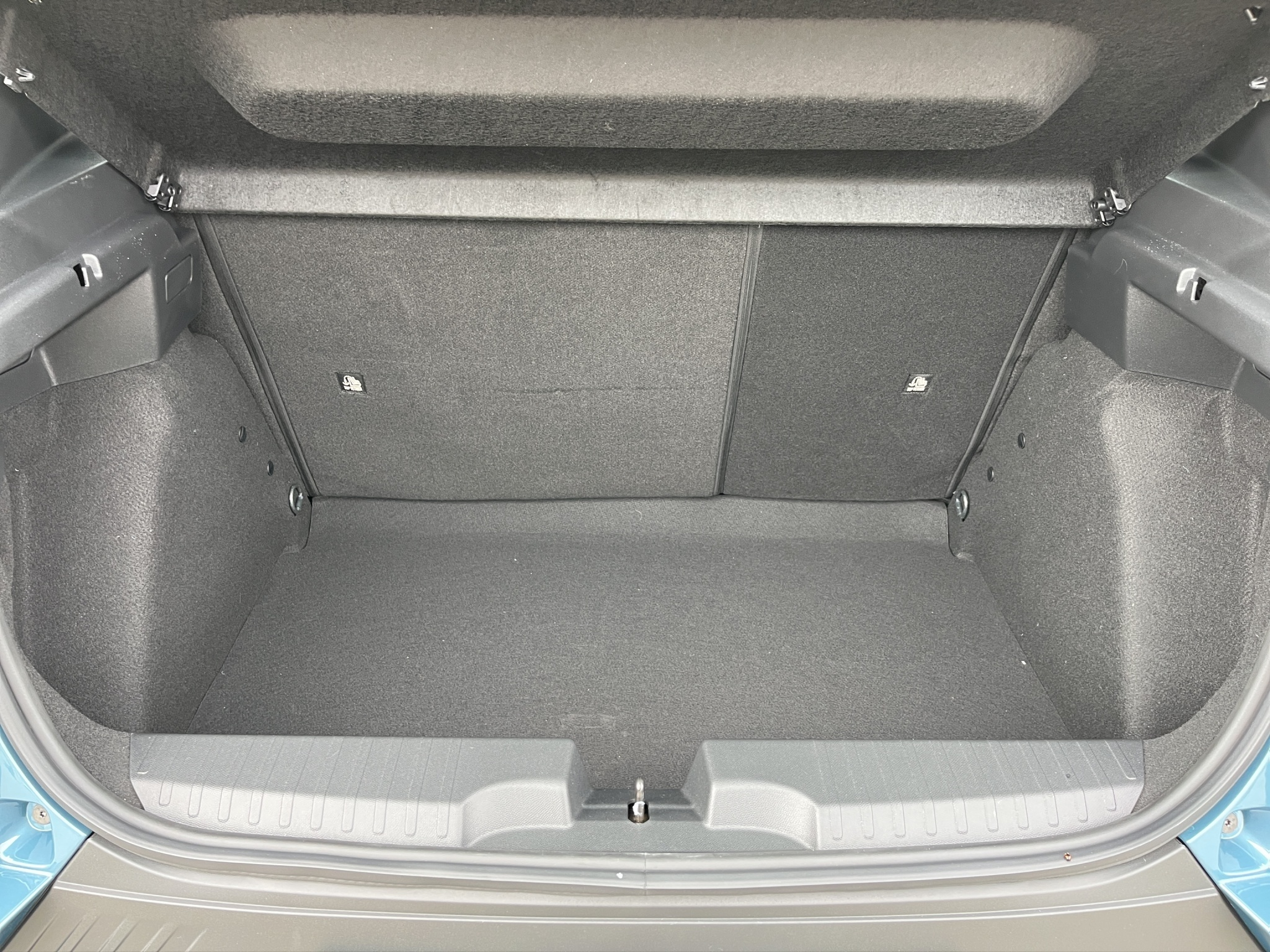 listing desktop thumbnail image 14