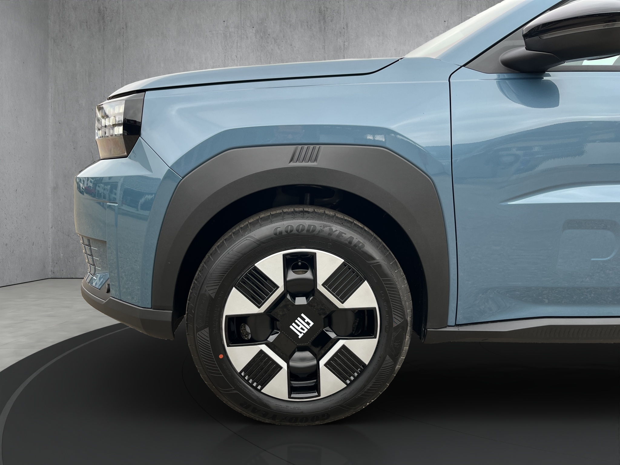 listing desktop thumbnail image 15