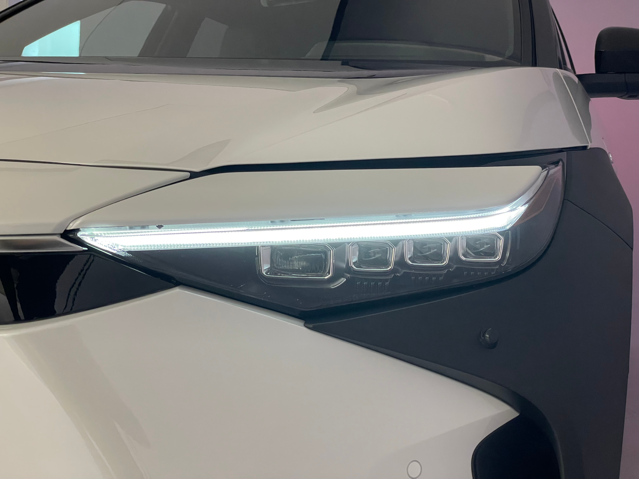 listing desktop thumbnail image 18