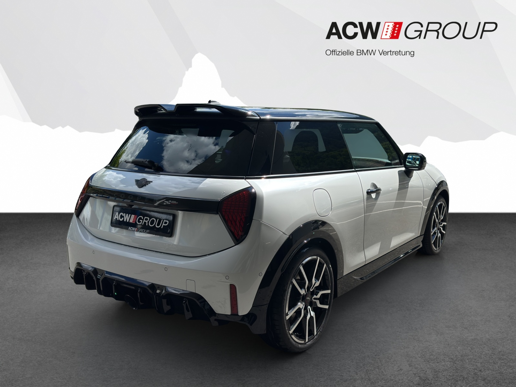 listing desktop thumbnail image 4