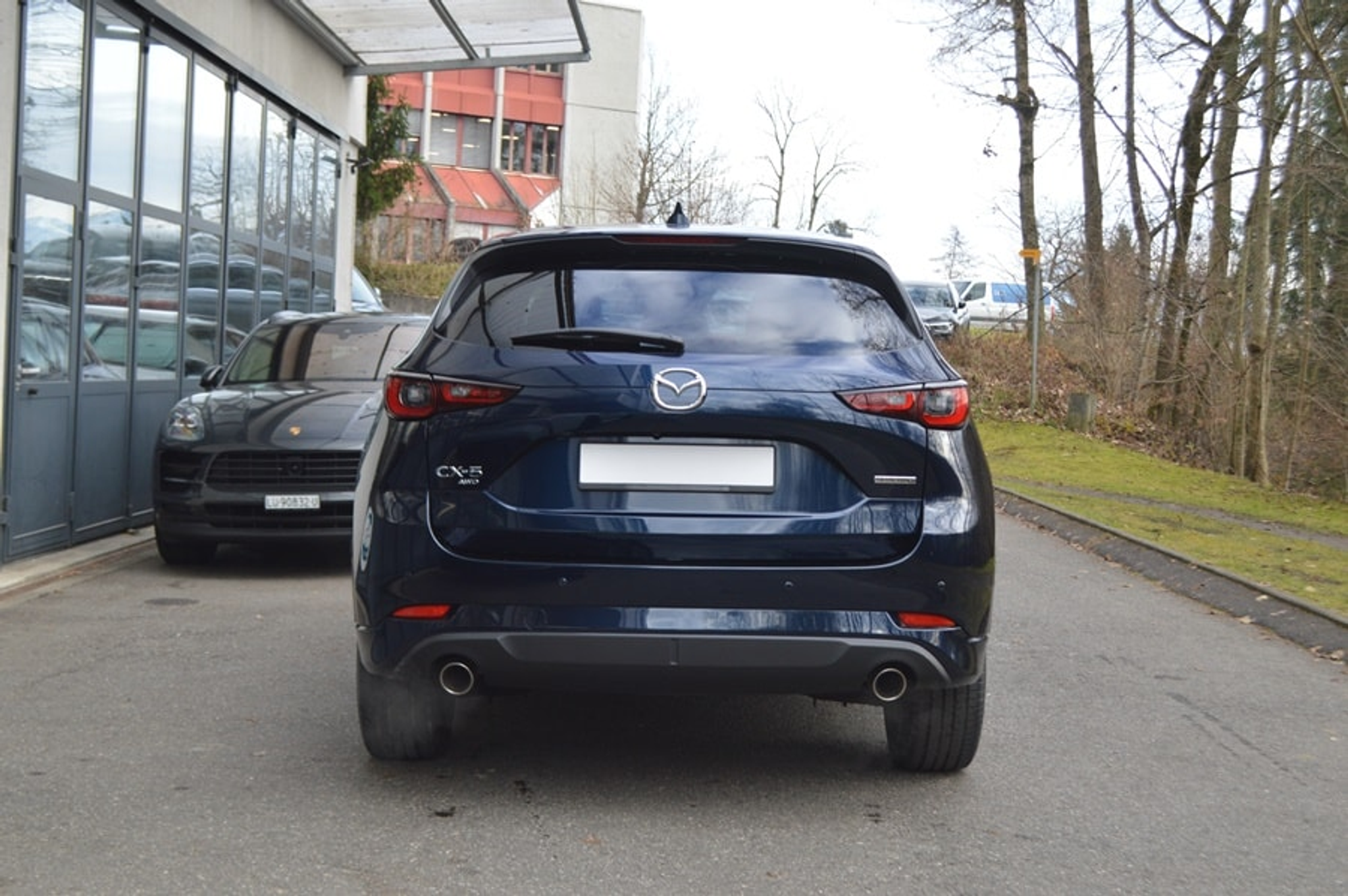 listing desktop thumbnail image 13