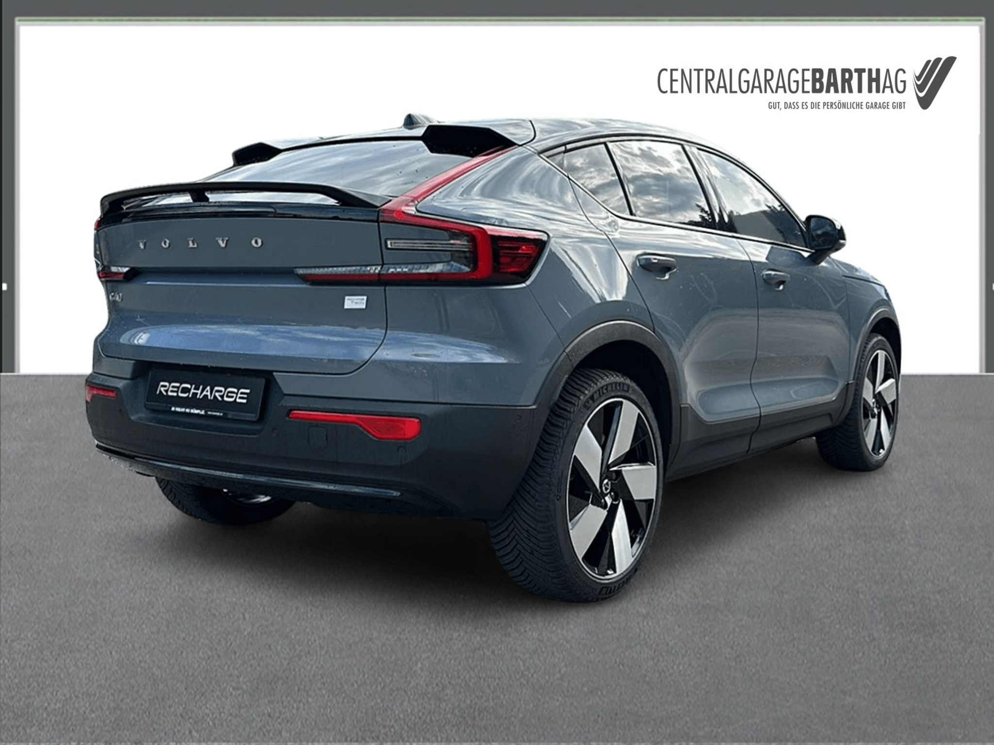 listing desktop thumbnail image 6