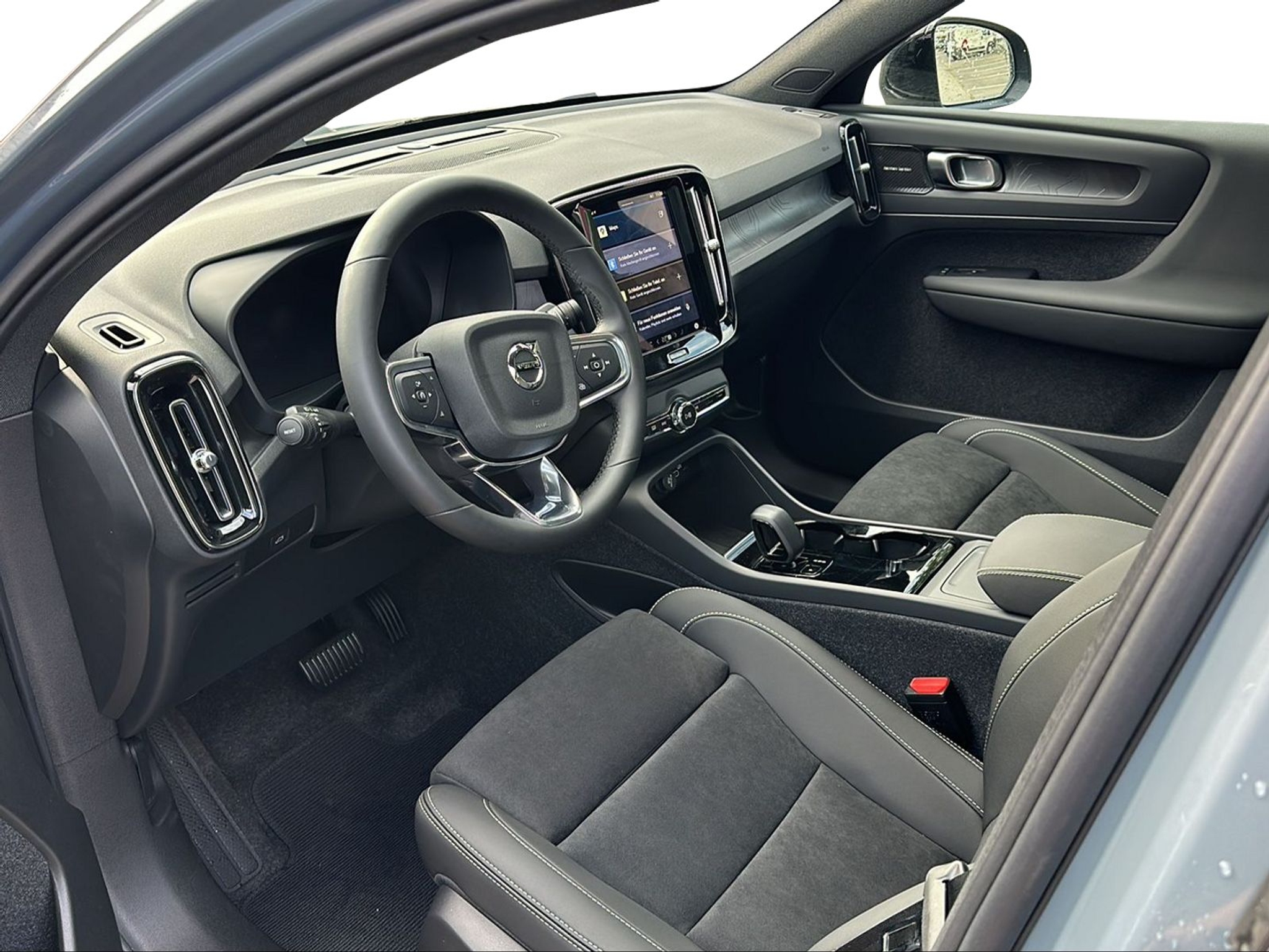 listing desktop thumbnail image 8