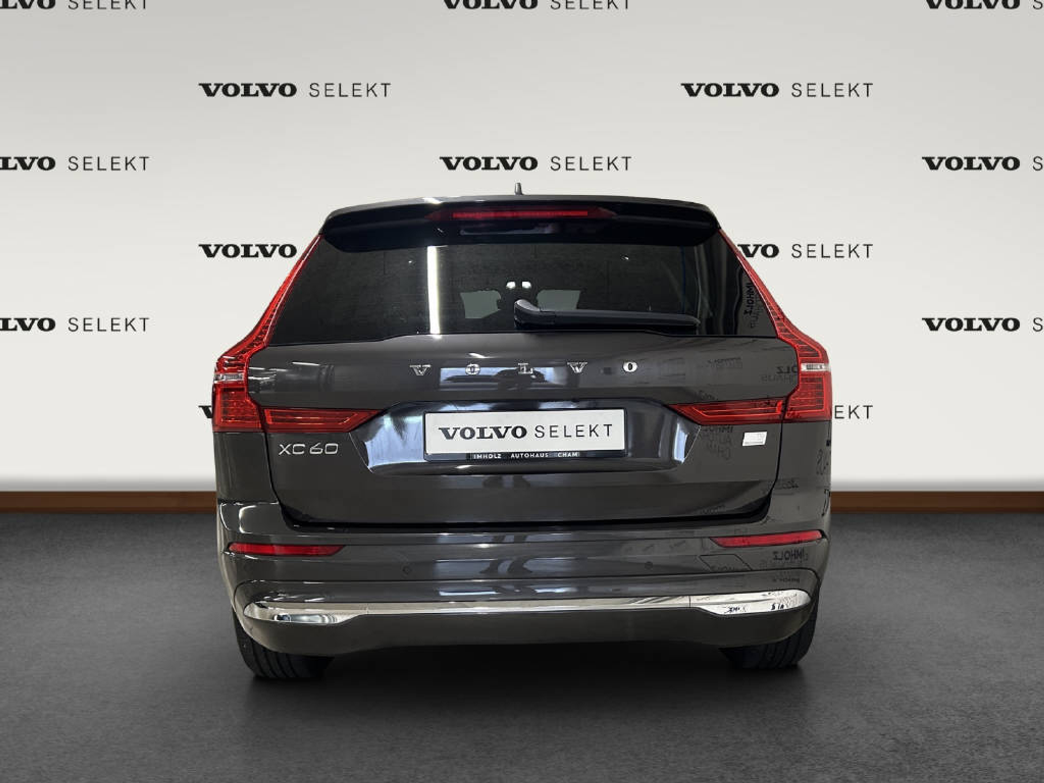 listing desktop thumbnail image 3