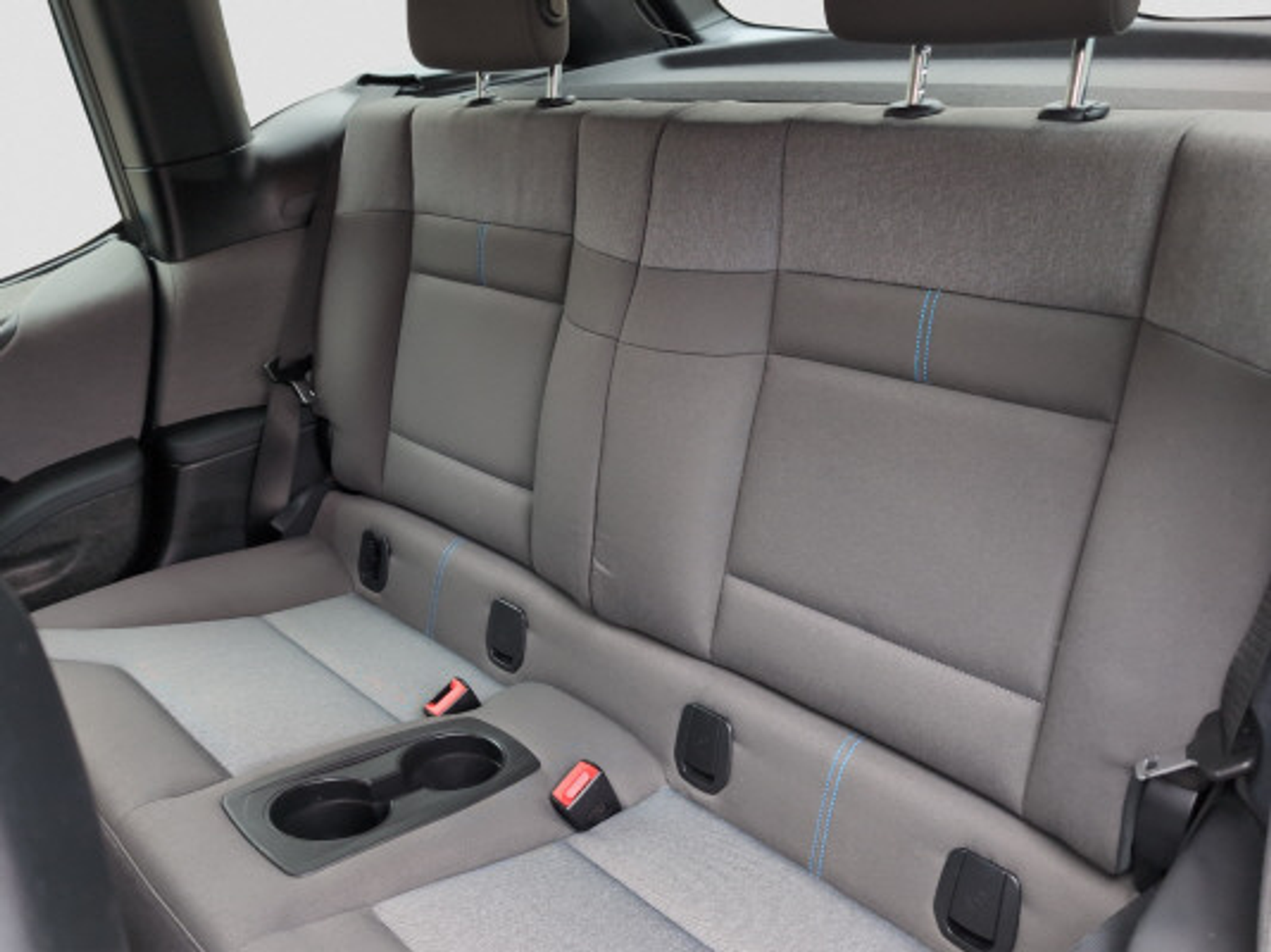 listing desktop thumbnail image 9