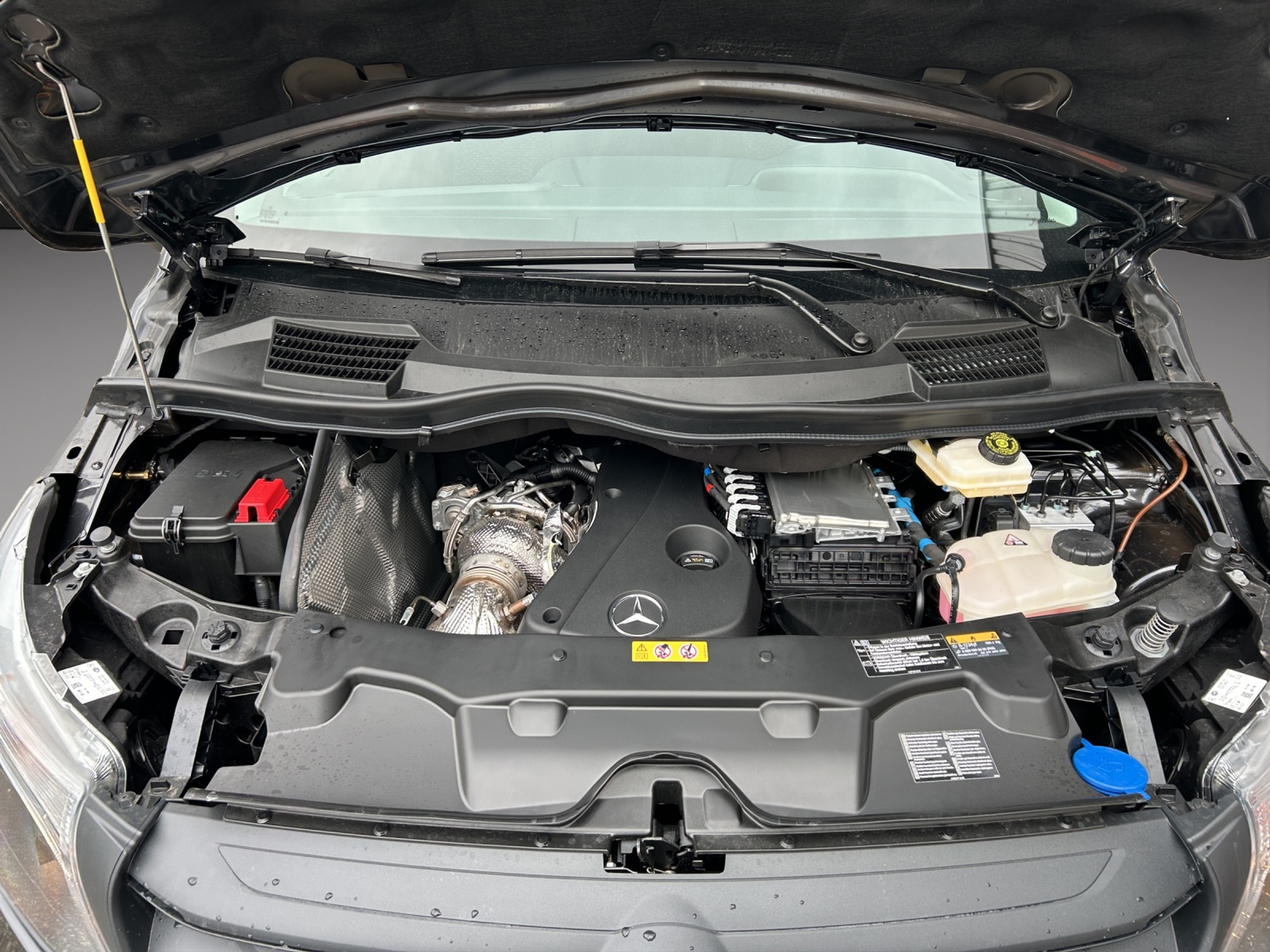 listing desktop thumbnail image 13