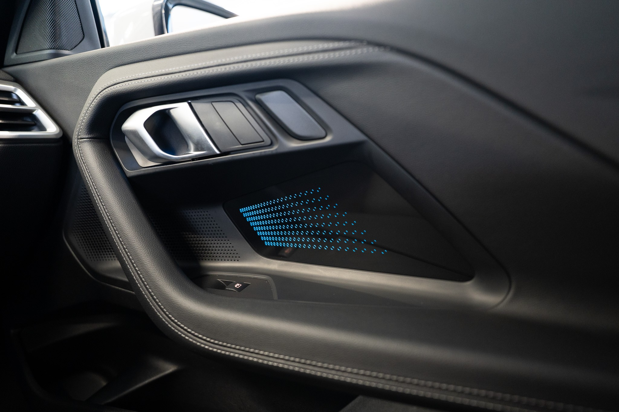 listing desktop thumbnail image 14