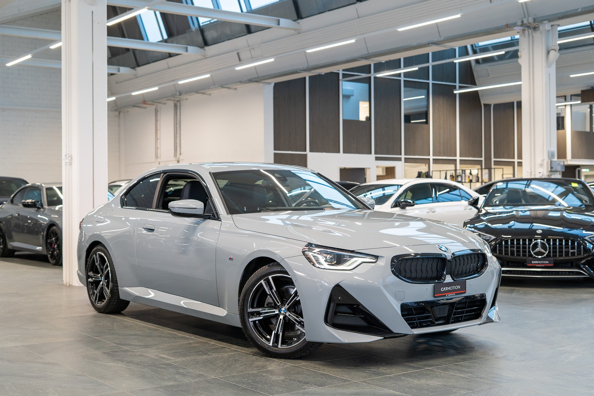 listing desktop thumbnail image 2