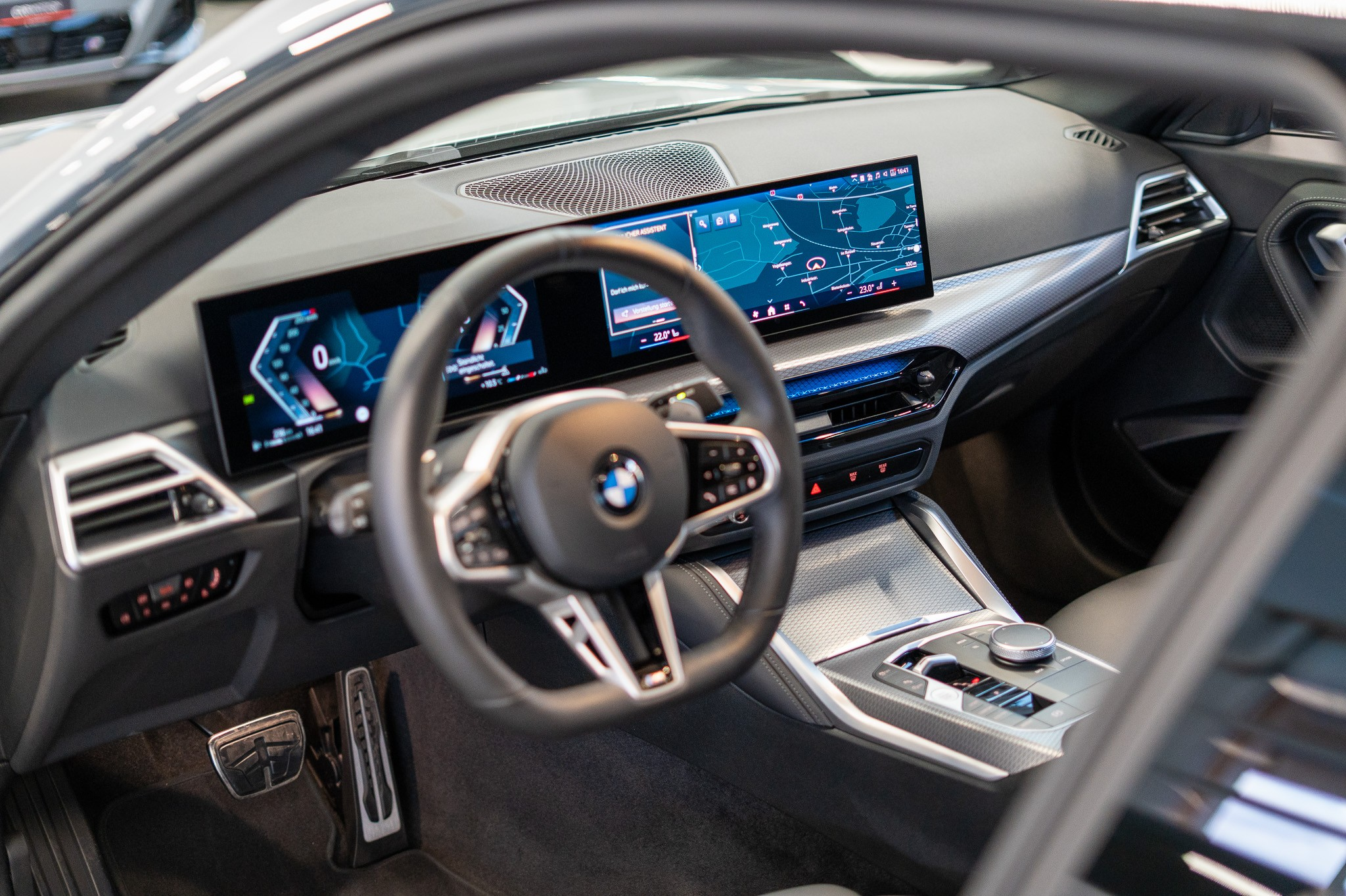 listing desktop thumbnail image 8