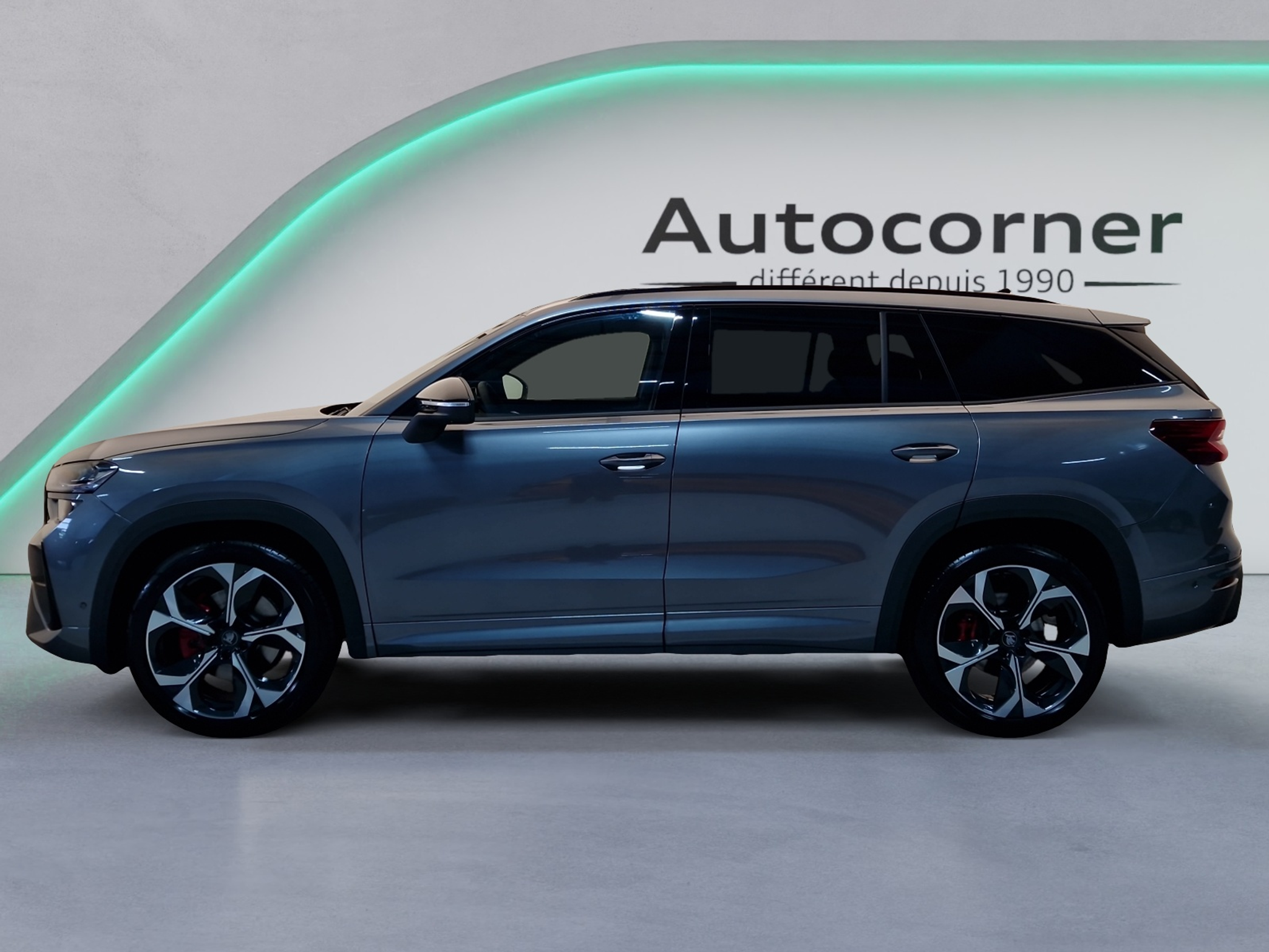 listing desktop thumbnail image 1