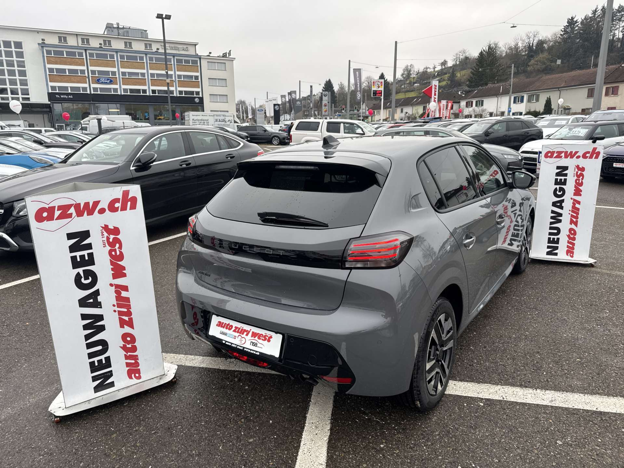 listing desktop thumbnail image 2