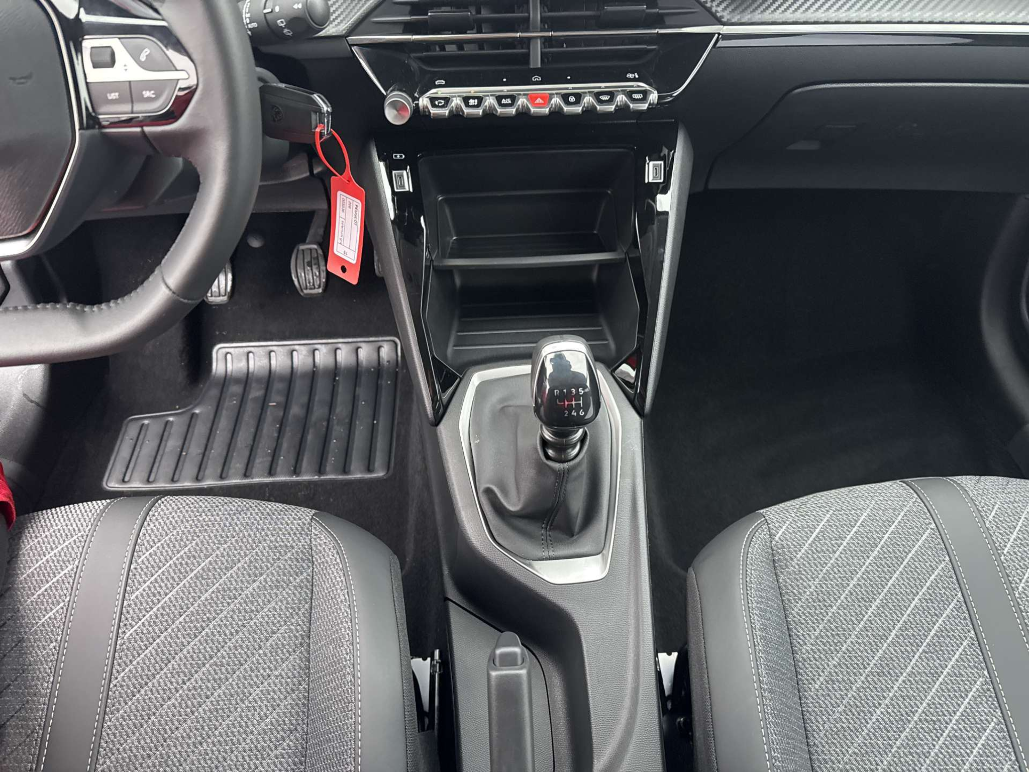 listing desktop thumbnail image 11