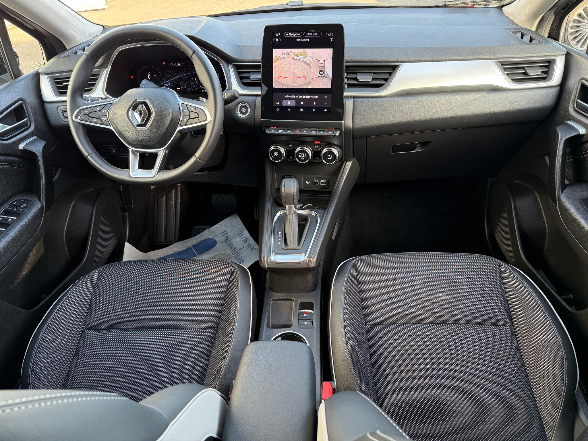 listing desktop thumbnail image 8