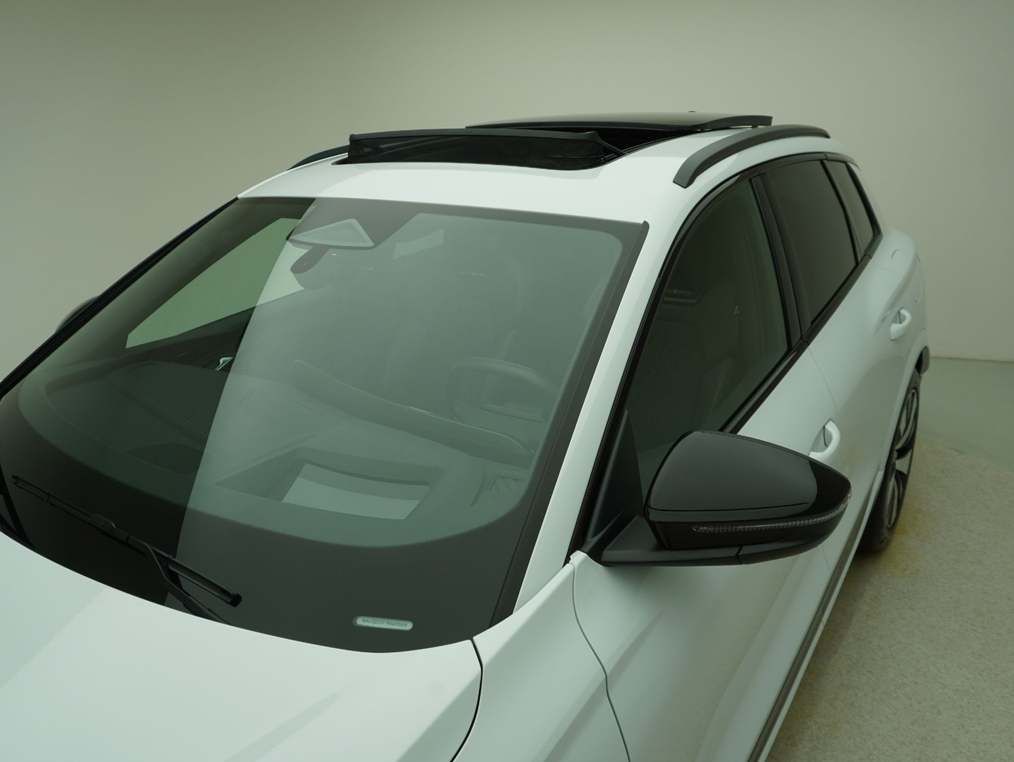 listing desktop thumbnail image 6