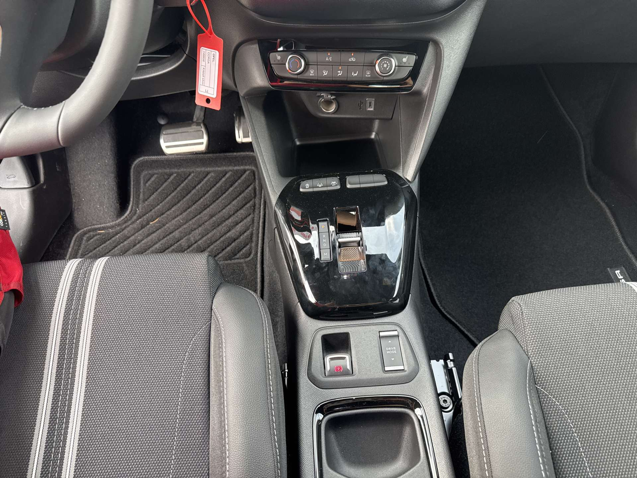 listing desktop thumbnail image 11