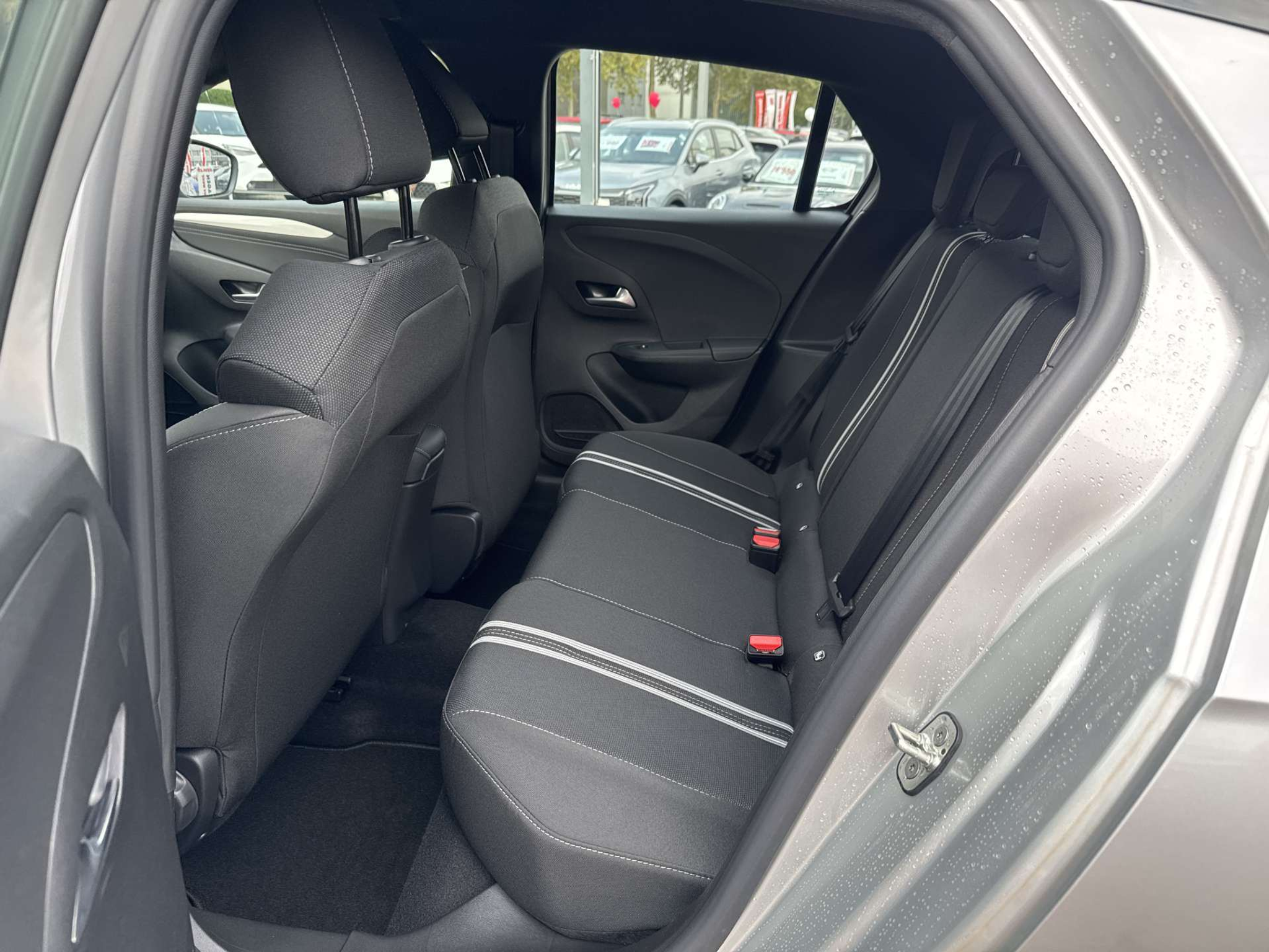 listing desktop thumbnail image 6