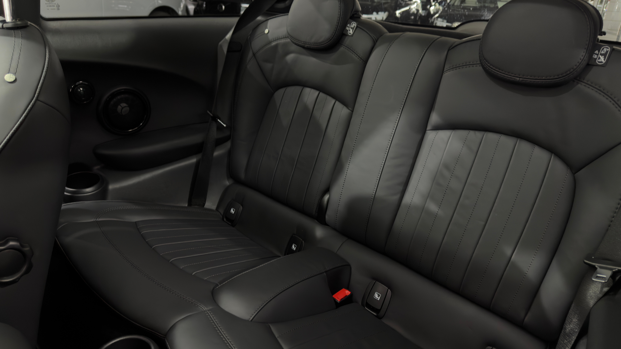 listing desktop thumbnail image 5