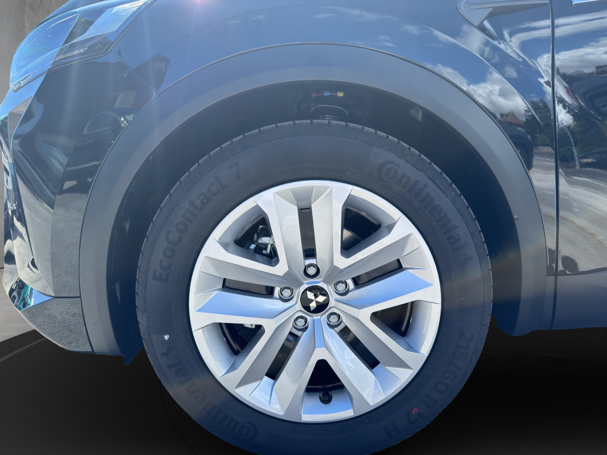 listing desktop thumbnail image 14