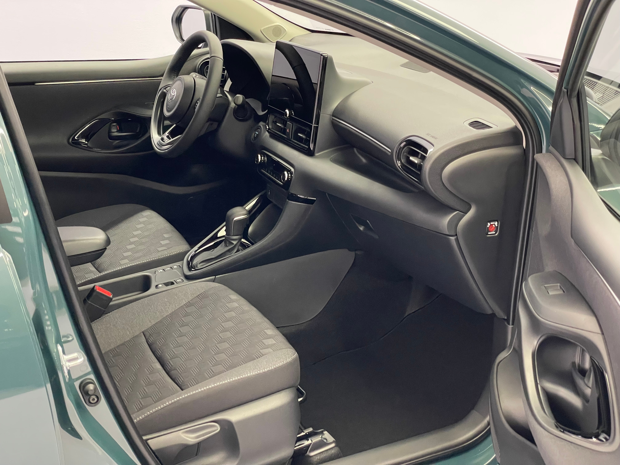 listing desktop thumbnail image 7