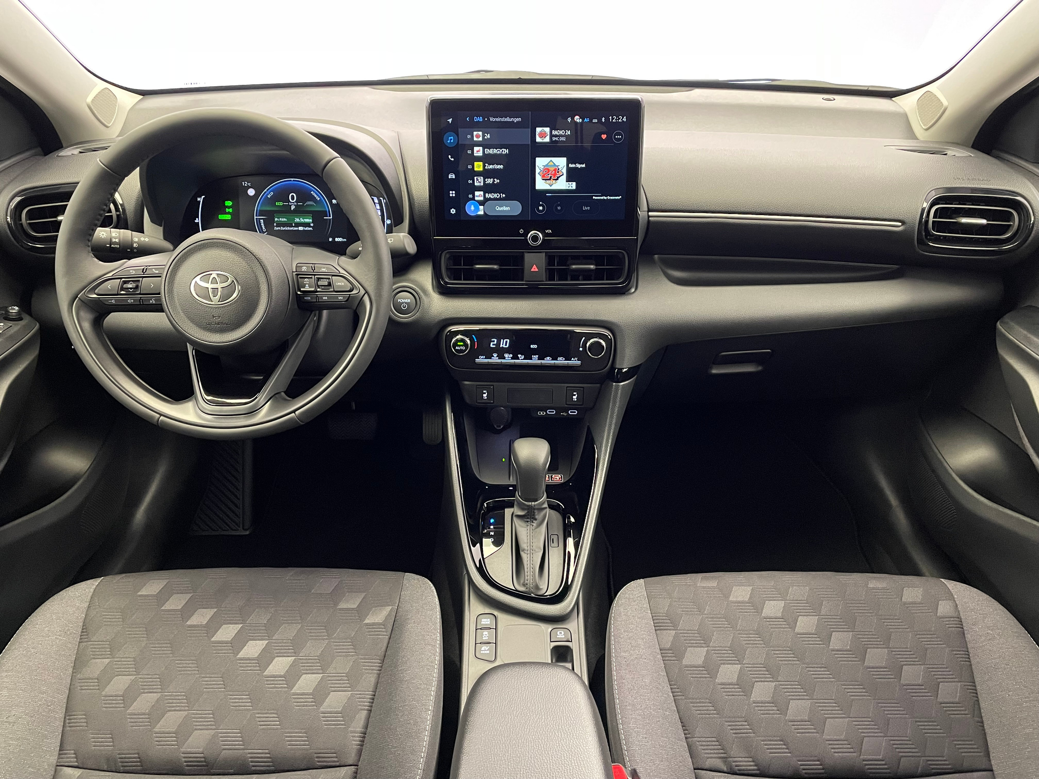 listing desktop thumbnail image 5