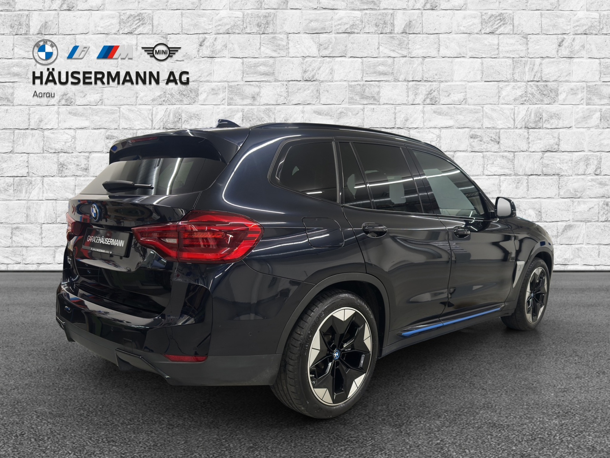 listing desktop thumbnail image 4