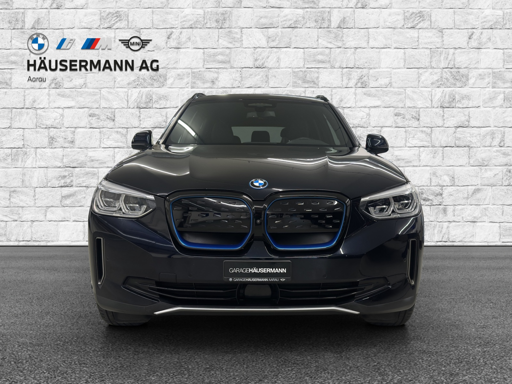 listing desktop thumbnail image 1