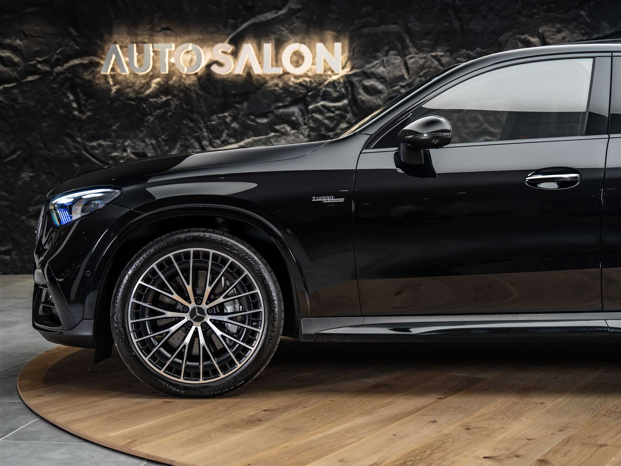 listing desktop thumbnail image 17