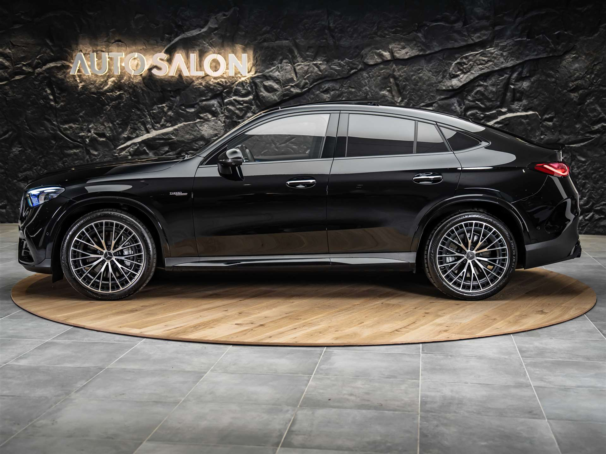 listing desktop thumbnail image 1