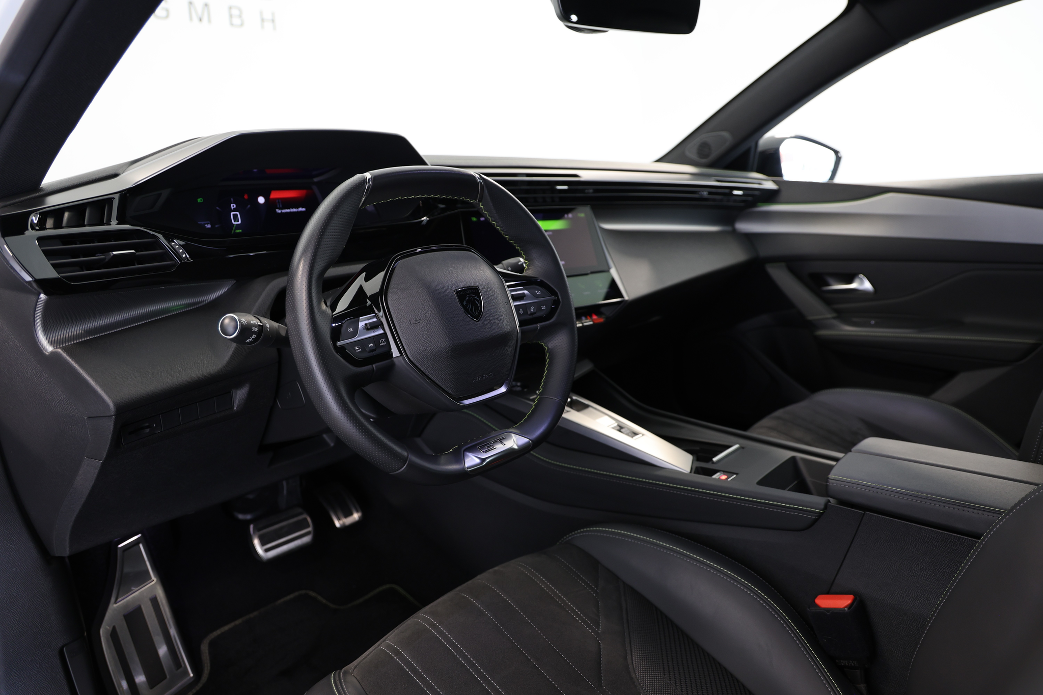 listing desktop thumbnail image 7