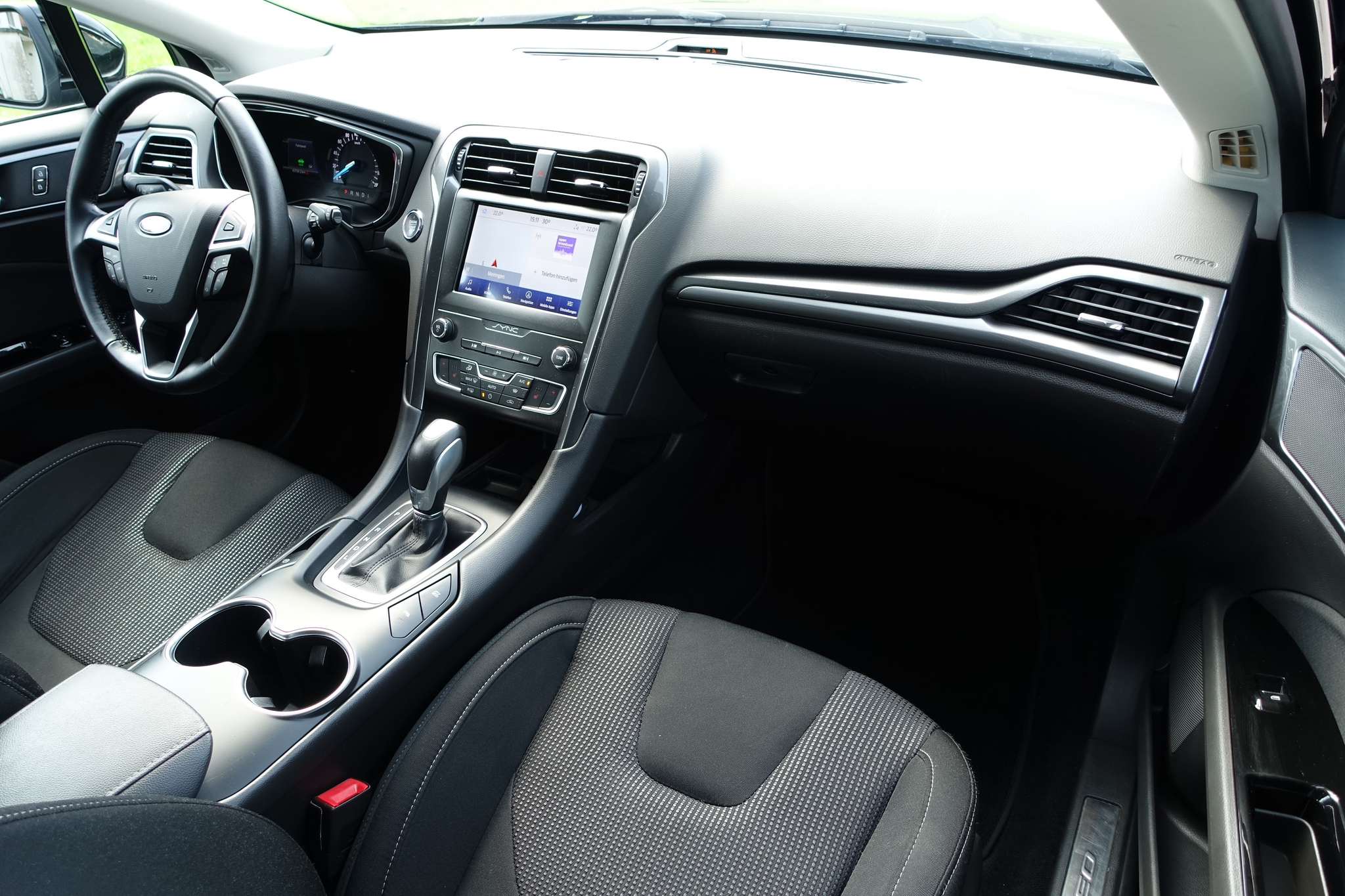 listing desktop thumbnail image 14