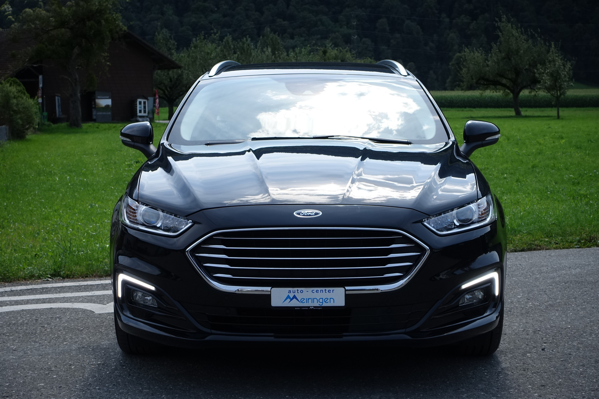 listing desktop thumbnail image 2