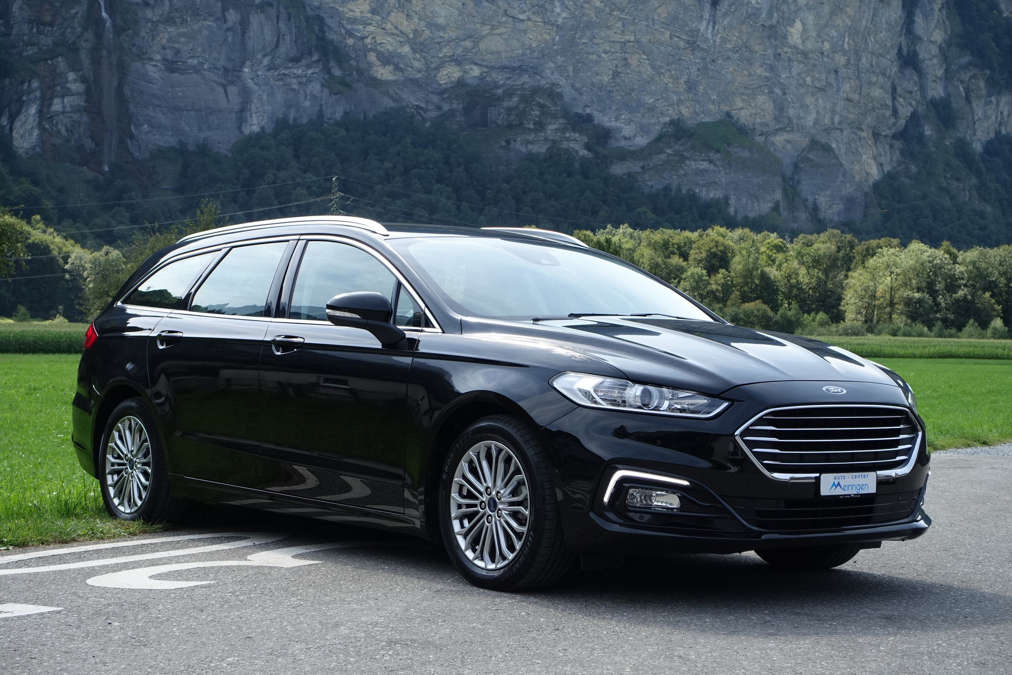 listing desktop thumbnail image 1