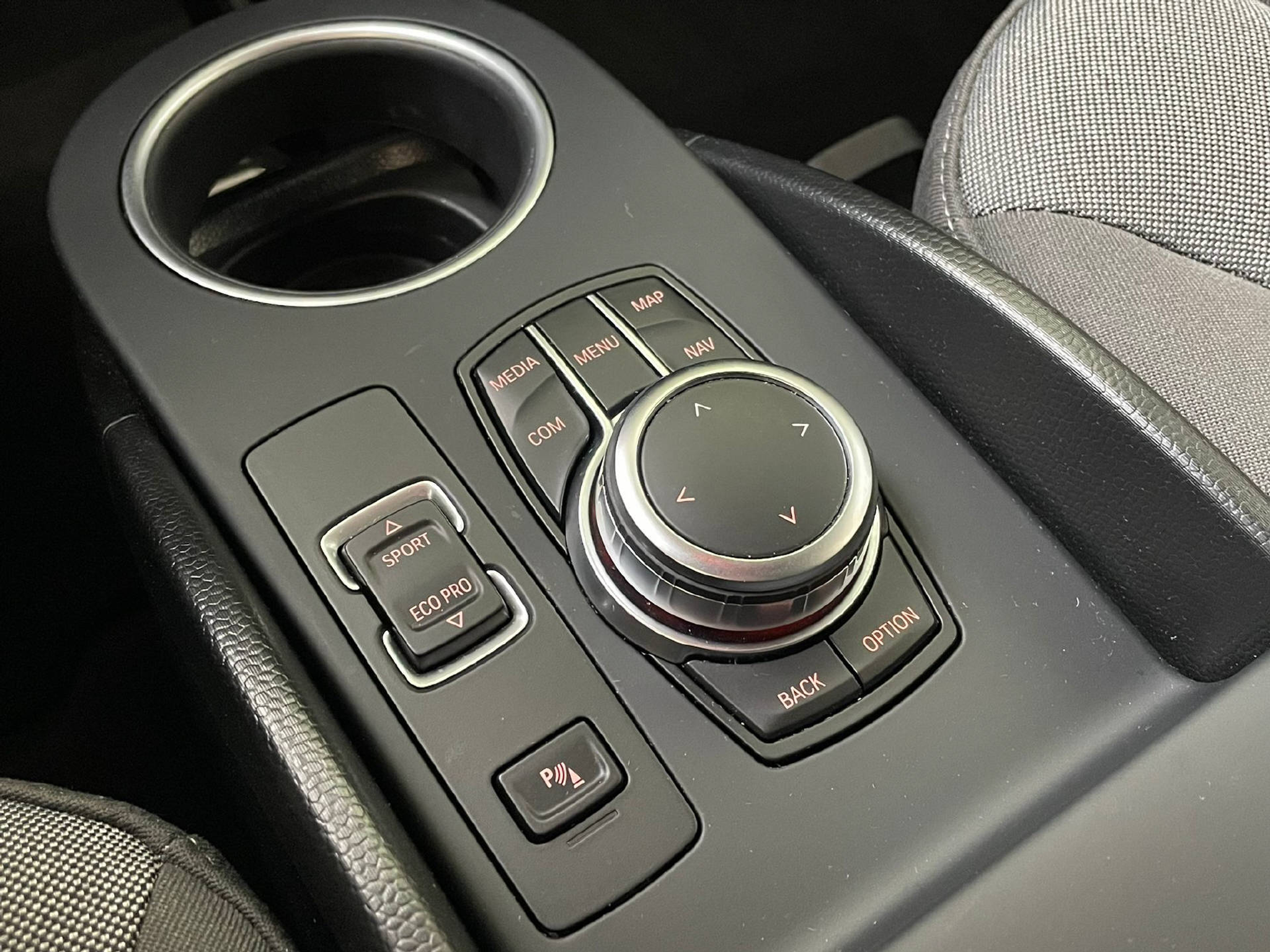 listing desktop thumbnail image 14