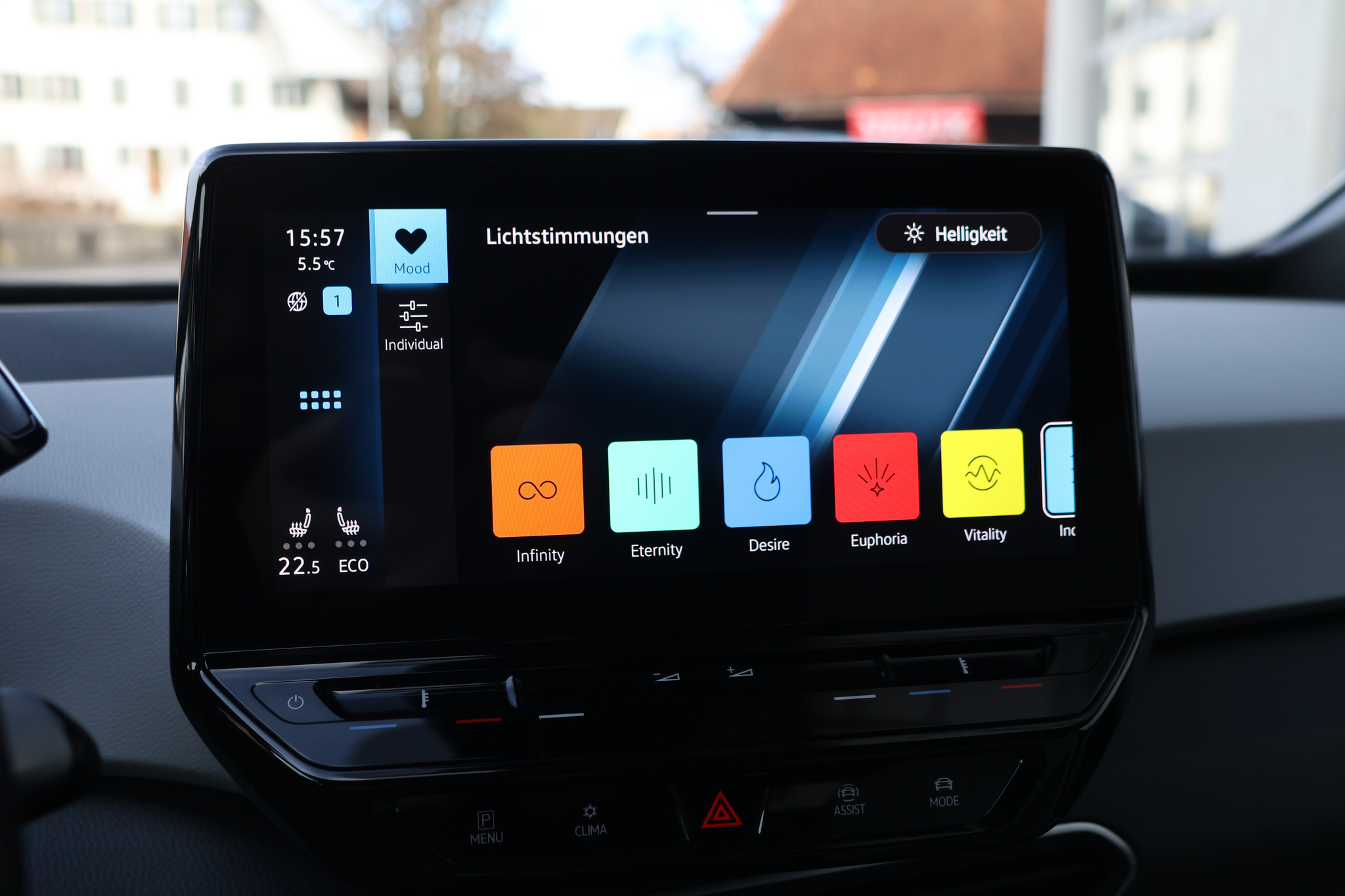 listing desktop thumbnail image 22