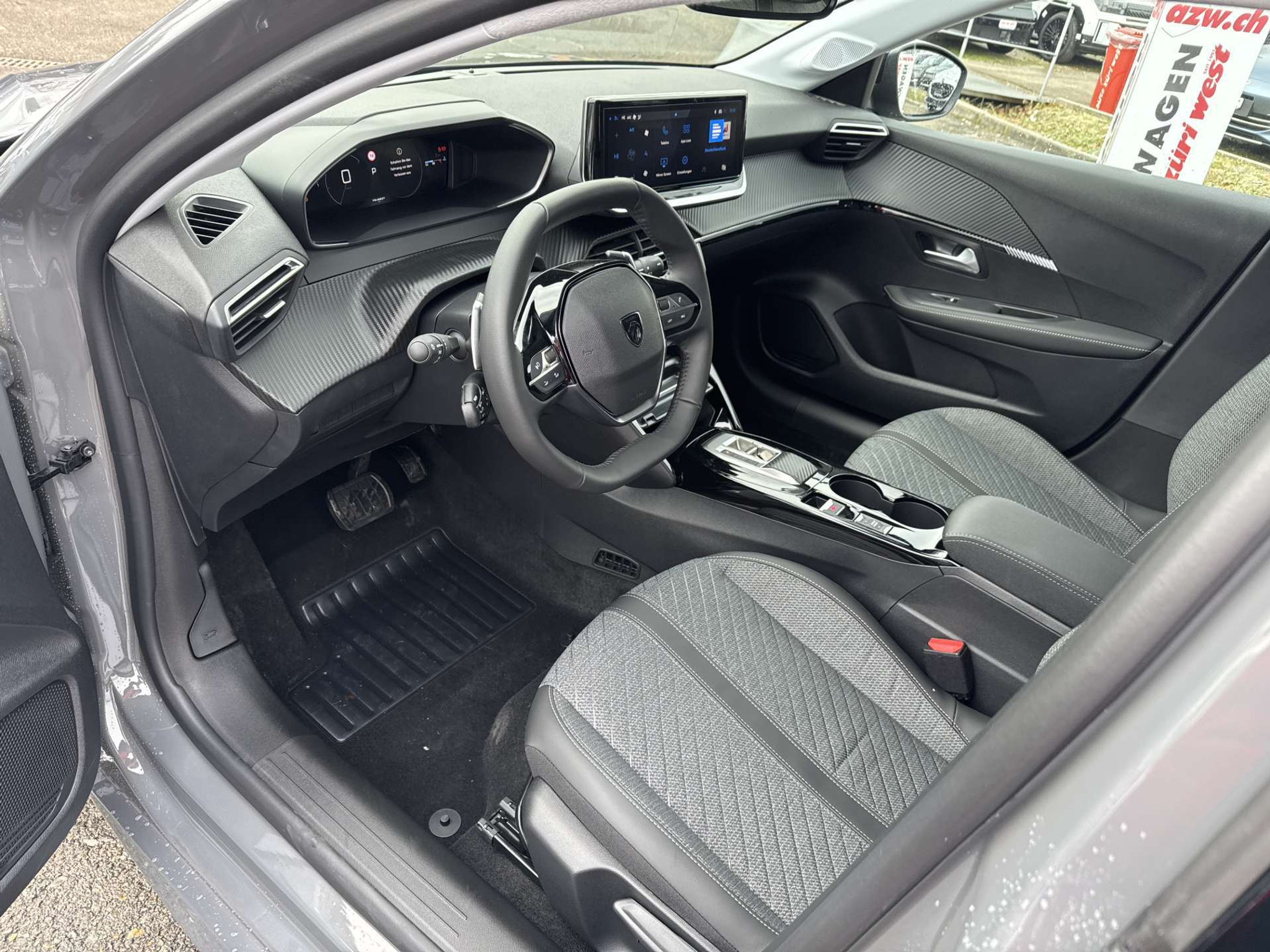 listing desktop thumbnail image 5