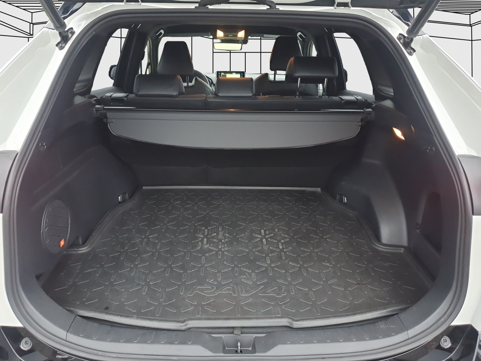 listing desktop thumbnail image 13