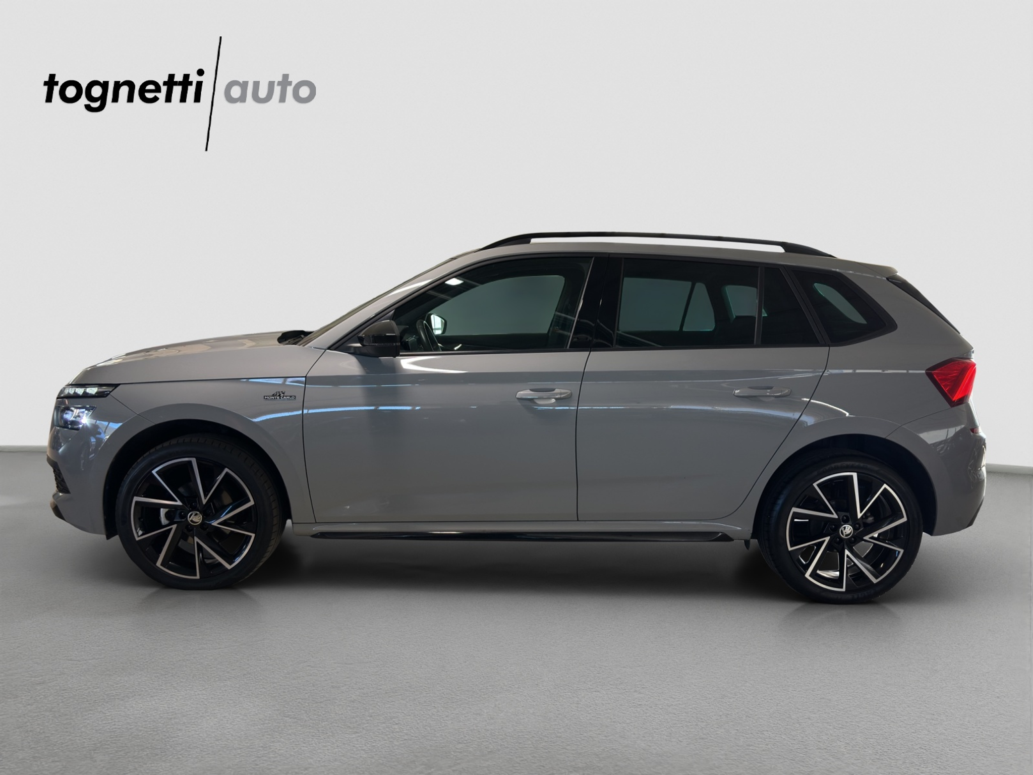 listing desktop thumbnail image 2