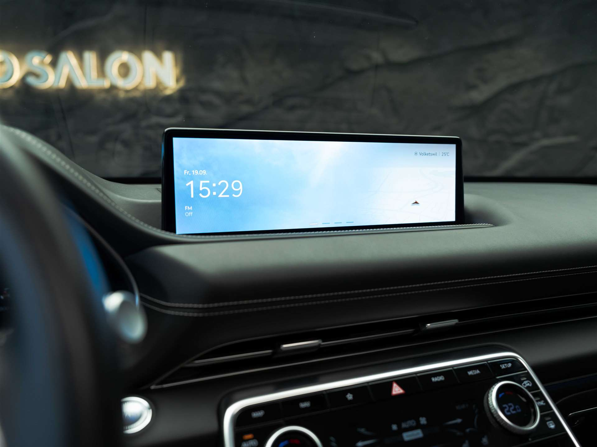 listing desktop thumbnail image 40