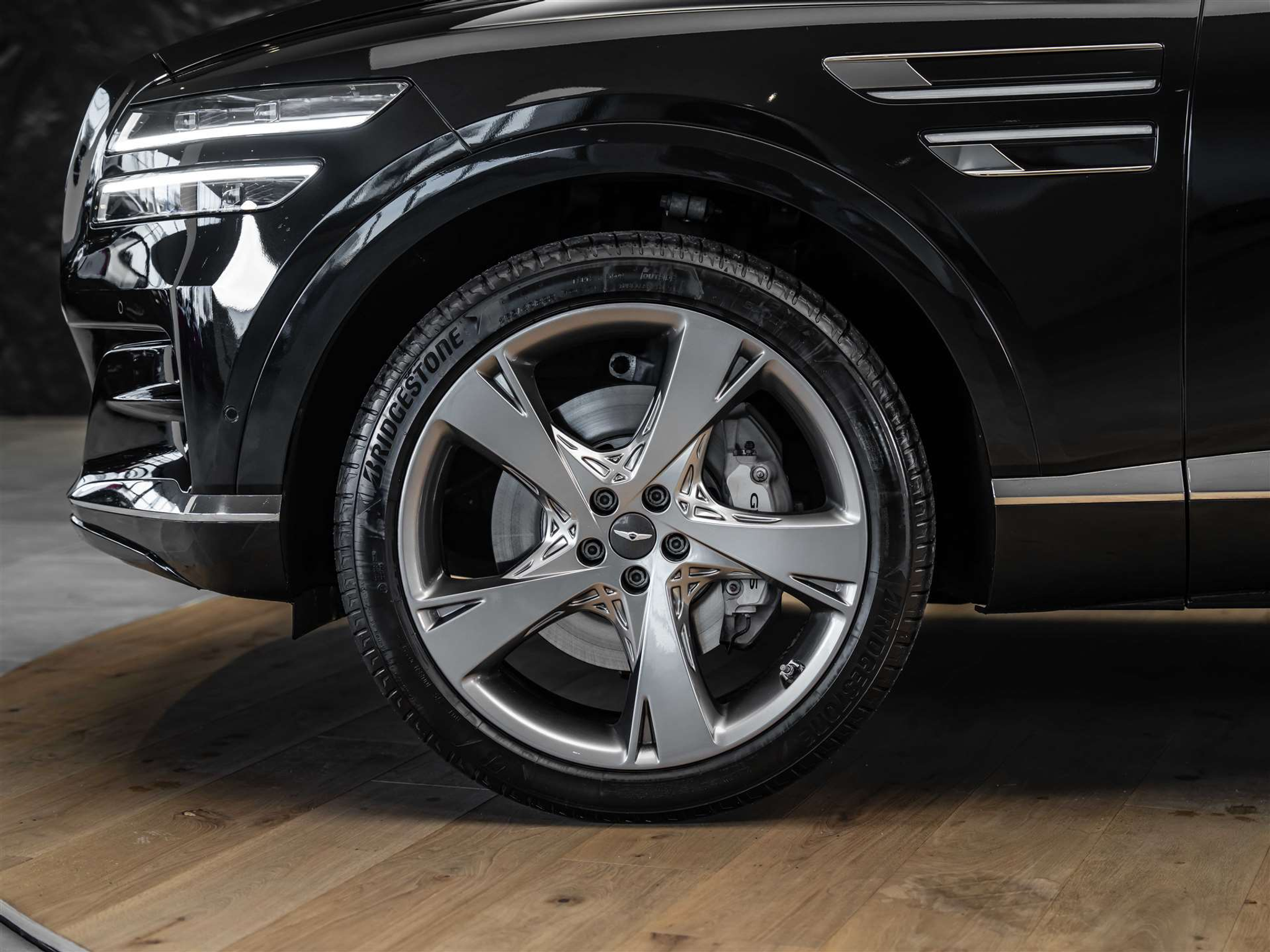 listing desktop thumbnail image 23