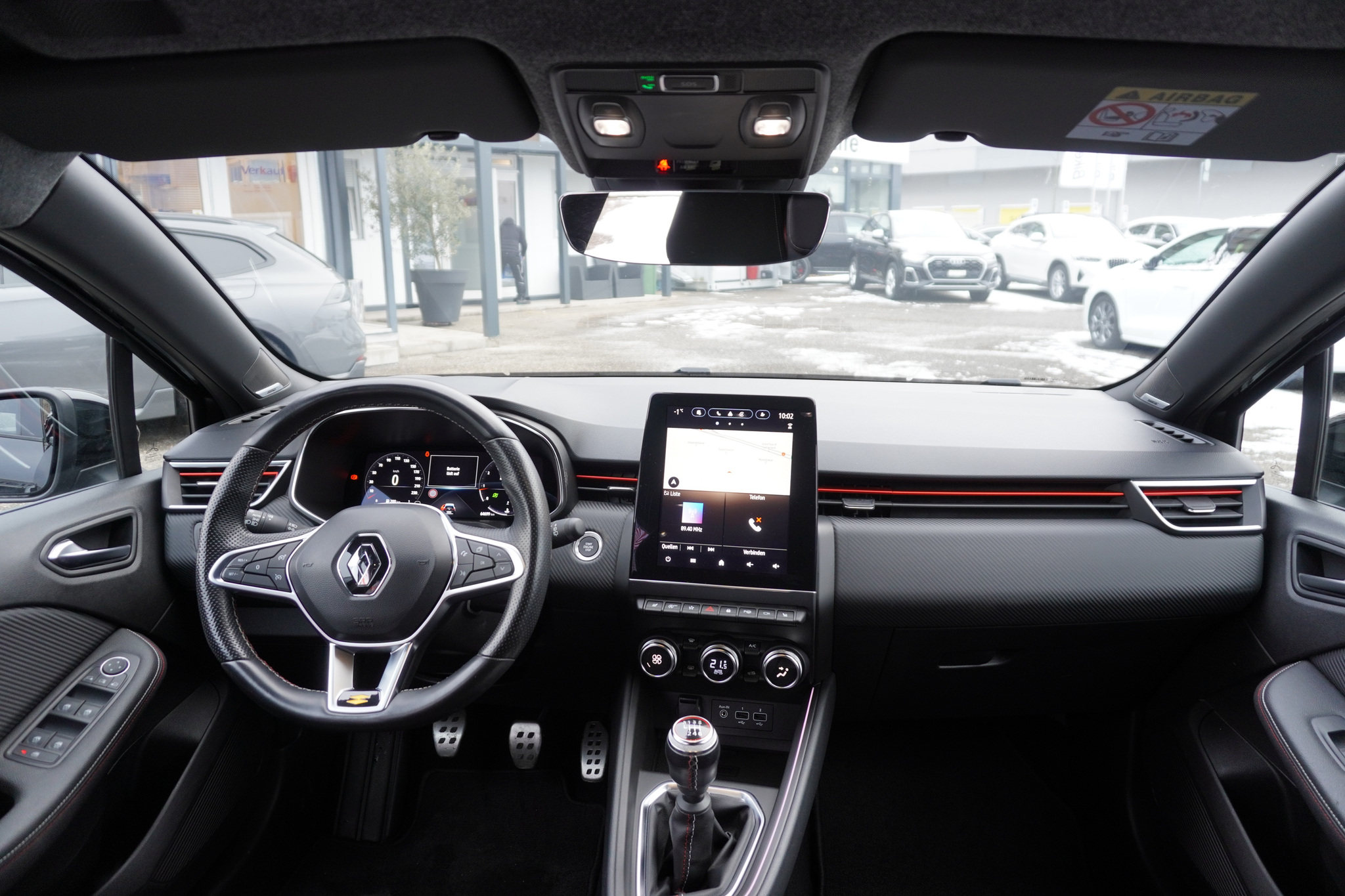 listing desktop thumbnail image 12