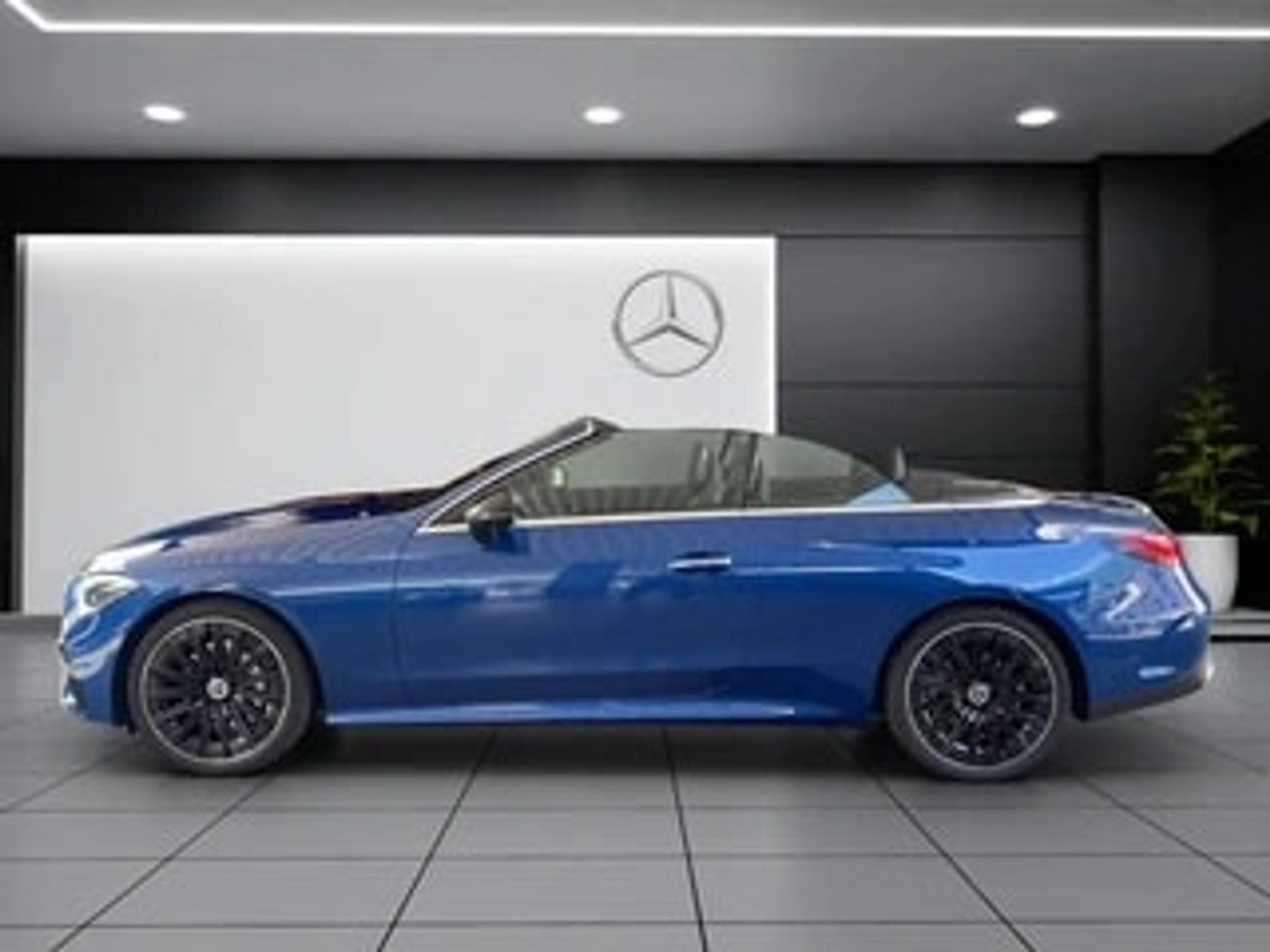 listing desktop thumbnail image 1