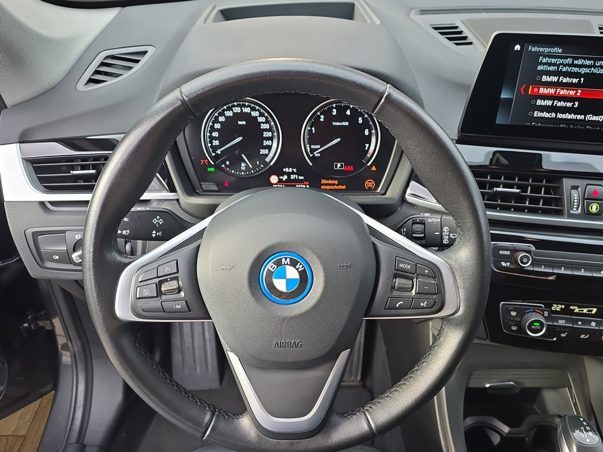 listing desktop thumbnail image 10