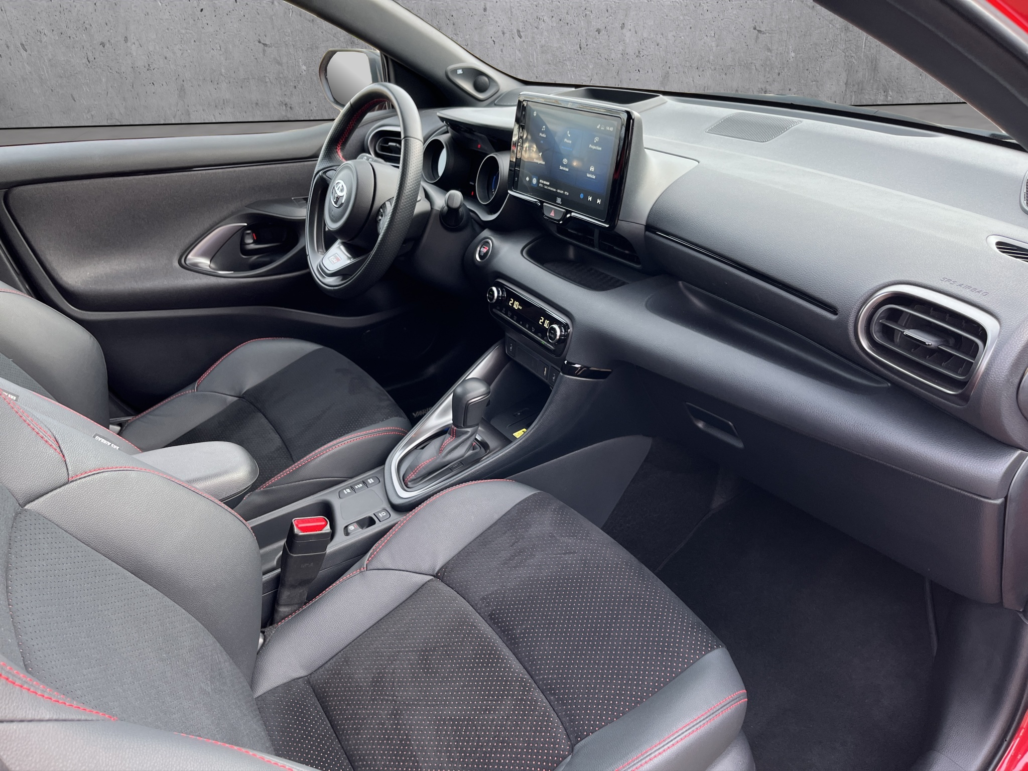 listing desktop thumbnail image 11