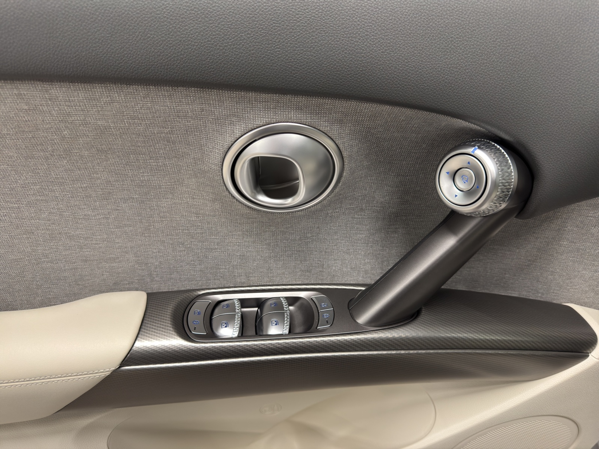 listing desktop thumbnail image 14