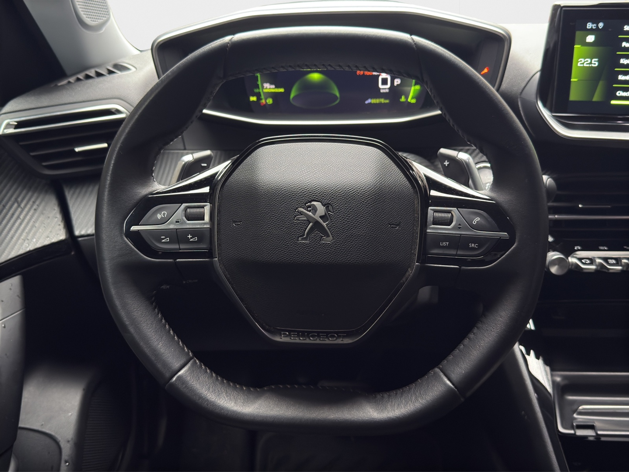 listing desktop thumbnail image 17